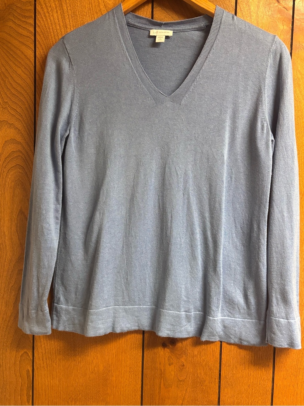 J. Jill  light blue fine-knit V-neck pullover sweater